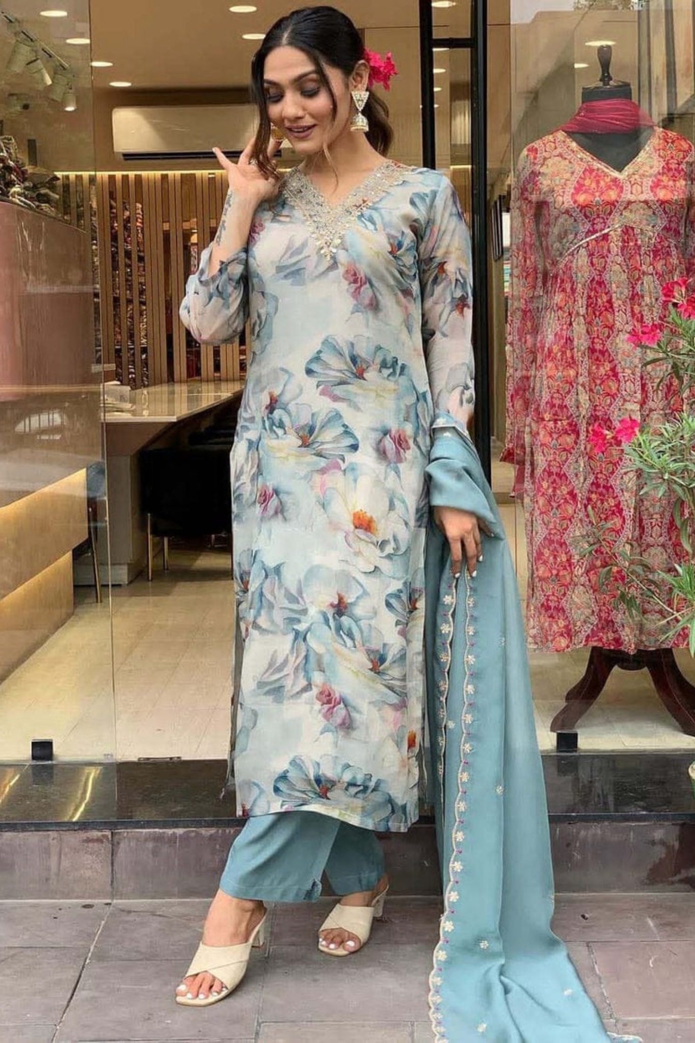 Impressive Floral Printed V-Neck Kurta with Trouser and Organza Dupatta Set